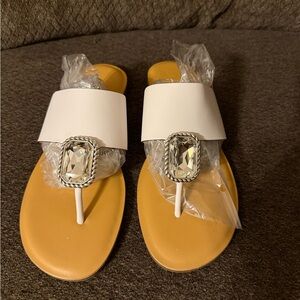 Brighton optic white Allure sandals 9.5M leather New without box